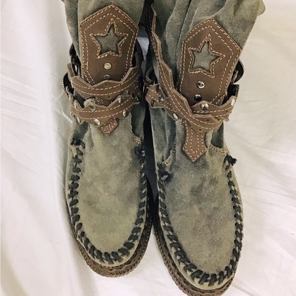 EL VAQUERO LEATHER WEDGE MOCASSIN BOOTS - Picture 8 of 11